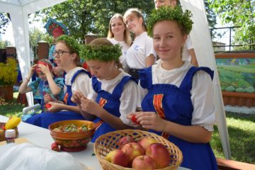 Славянский народный праздник «Яблочный спас» 11